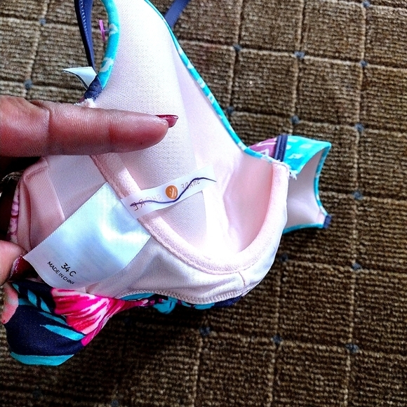 Shade & Shore Bikini Top 36 C - Picture 4 of 4